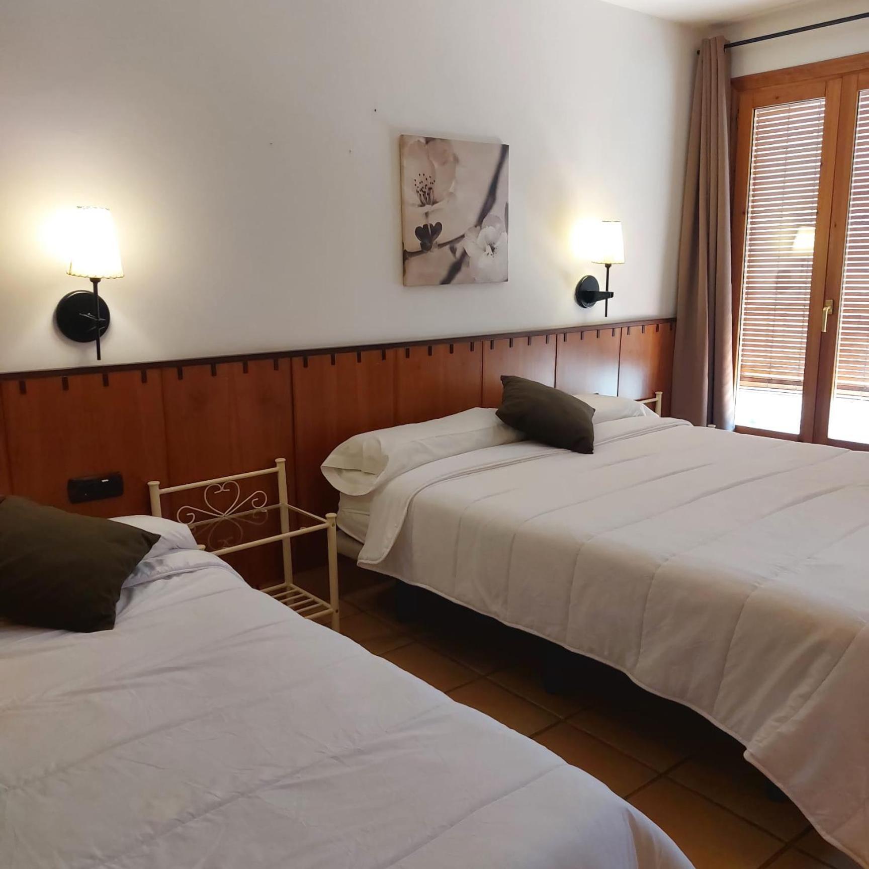 Hostal Tastavins Пеньярроия-де-Таставинс Экстерьер фото