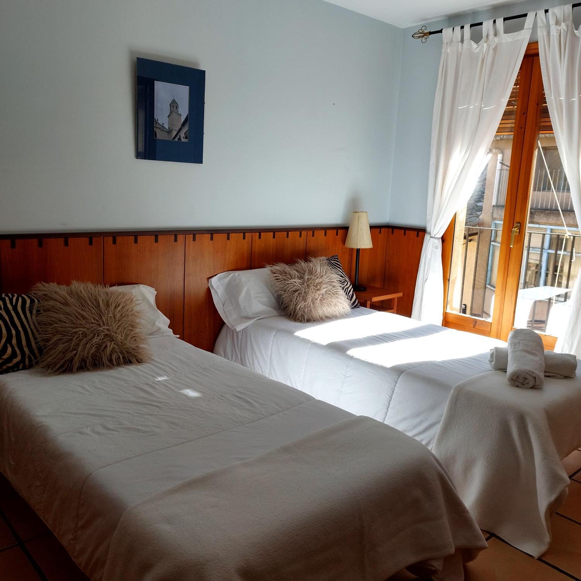 Hostal Tastavins Пеньярроия-де-Таставинс Номер фото